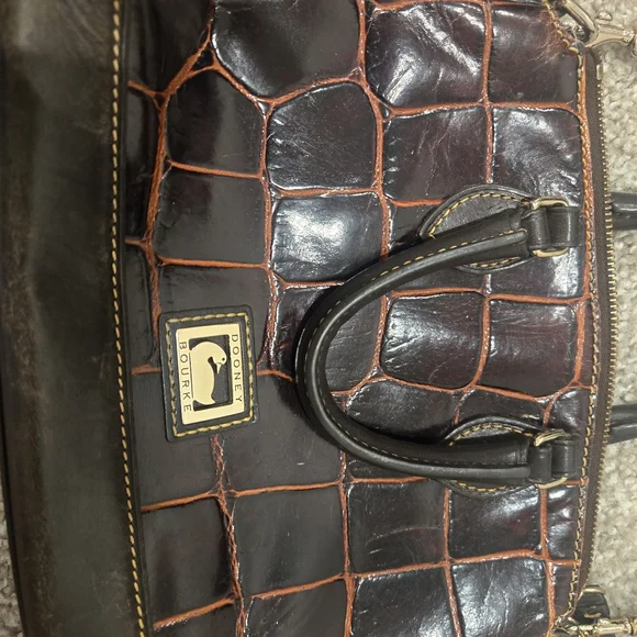 Dooney & Bourke Brown Croc-Embossed Leather Bag - Picture 4 of 12